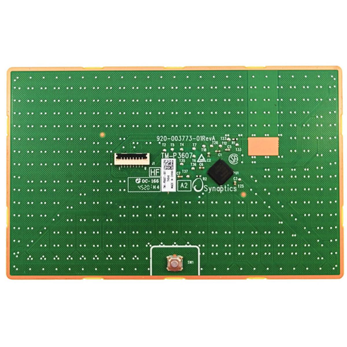 HP ENVY 15-ED1028TU Touchpad